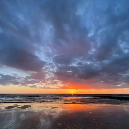 Brandenburgerstr 11 Duehne16 Mit Kleinem Meerblick