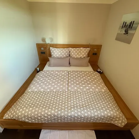 Brandenburgerstr 11 Duehne16 Mit Kleinem Meerblick *