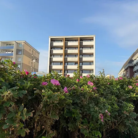 Brandenburgerstr 11 Duehne16 Mit Kleinem Meerblick *